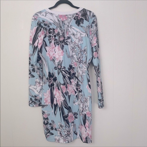 Gorgeous Topaz Mist Nike Dress Size Large - Picture 11 of 12